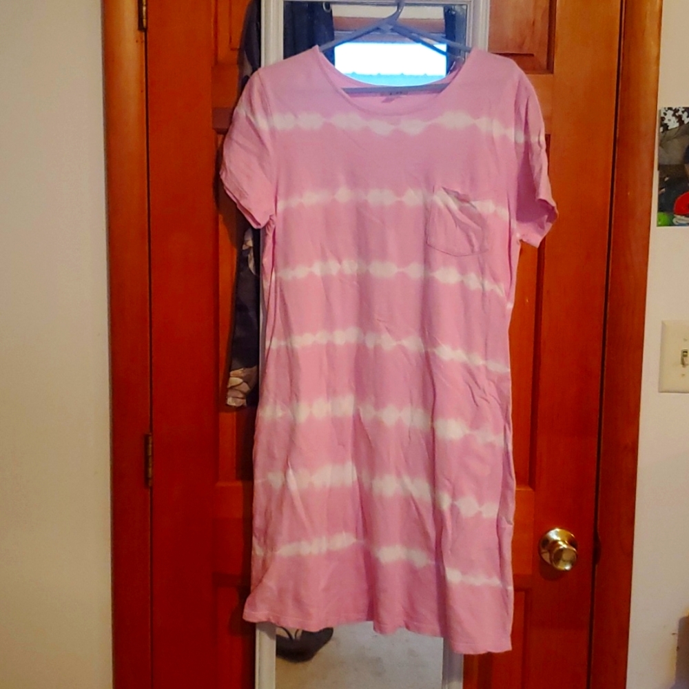 Juniors dress with side pockets